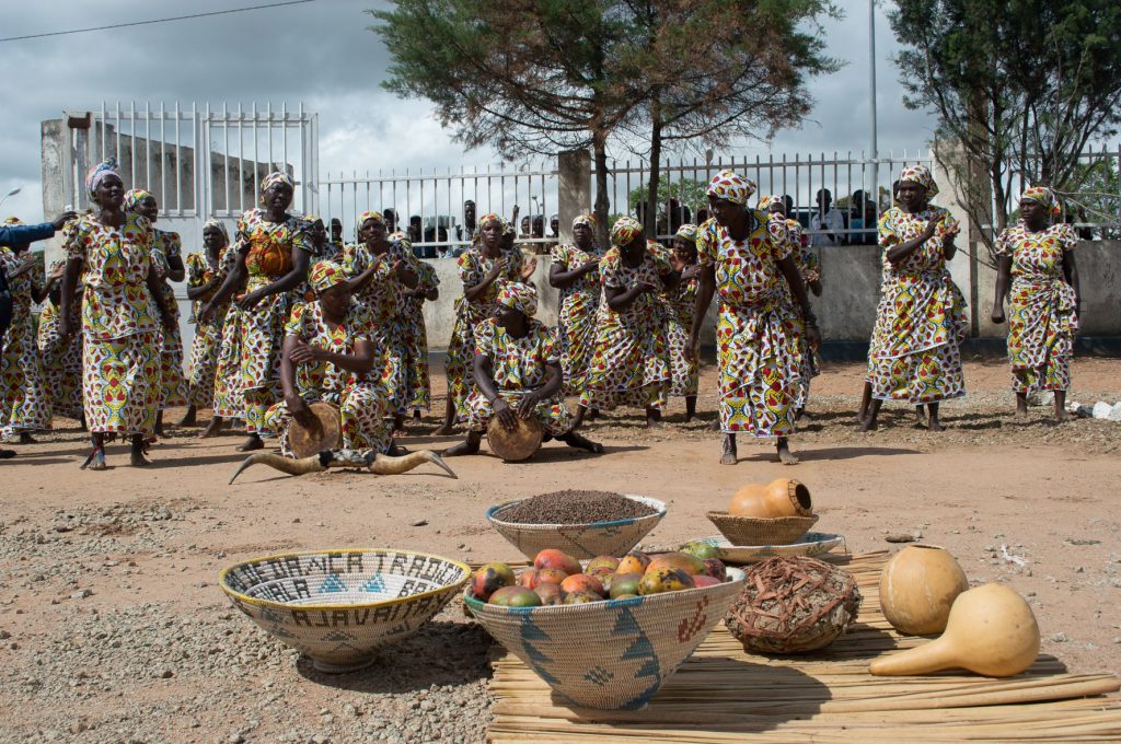 Bijbel per Maand Angola