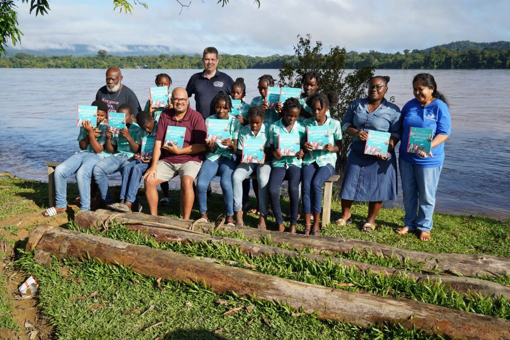 Bijbel per Maand Prentenbijbel Suriname 